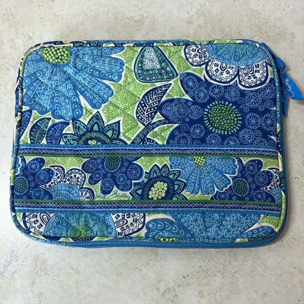 Vera Bradley Doodle Daisy Tablet Case
